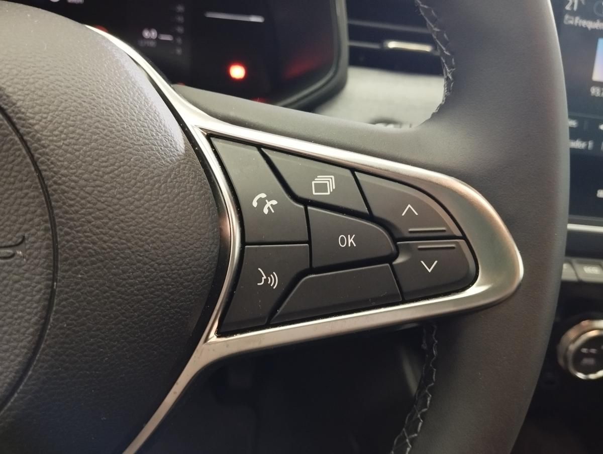 mitsubishi-colt-2025-gasolina-999cc