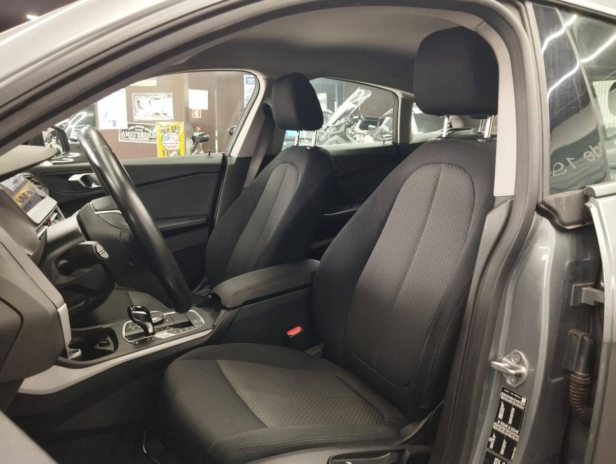 bmw-serie-2-2023-diesel-1496cc