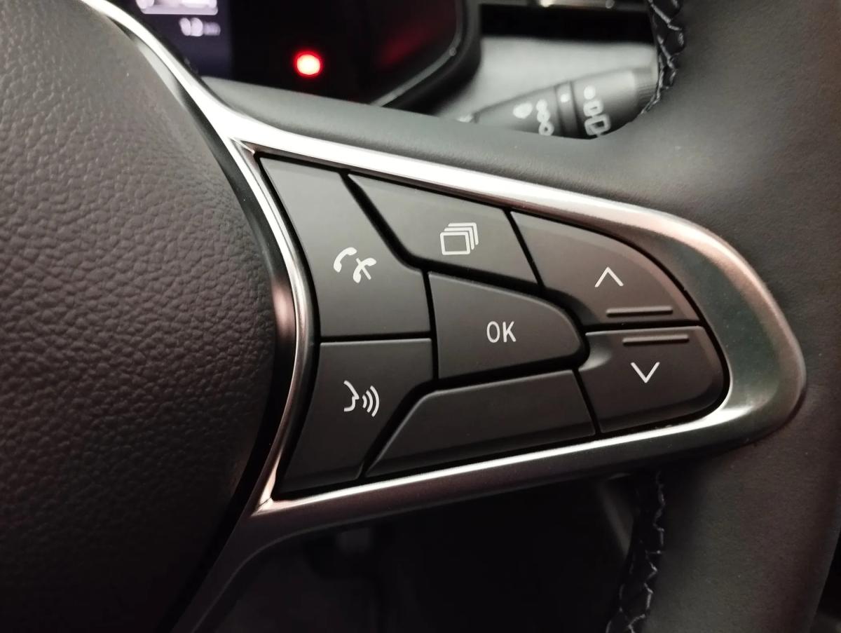 mitsubishi-colt-2025-gasolina-999cc