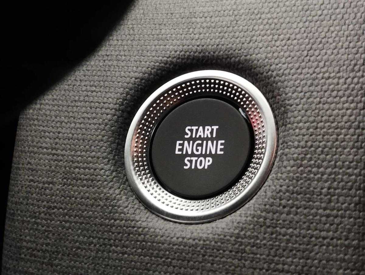 mitsubishi-colt-2025-gasolina-999cc