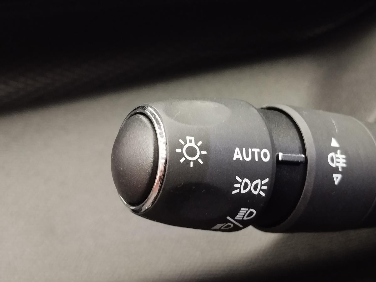 peugeot-308-sw-2022-diesel-1499cc
