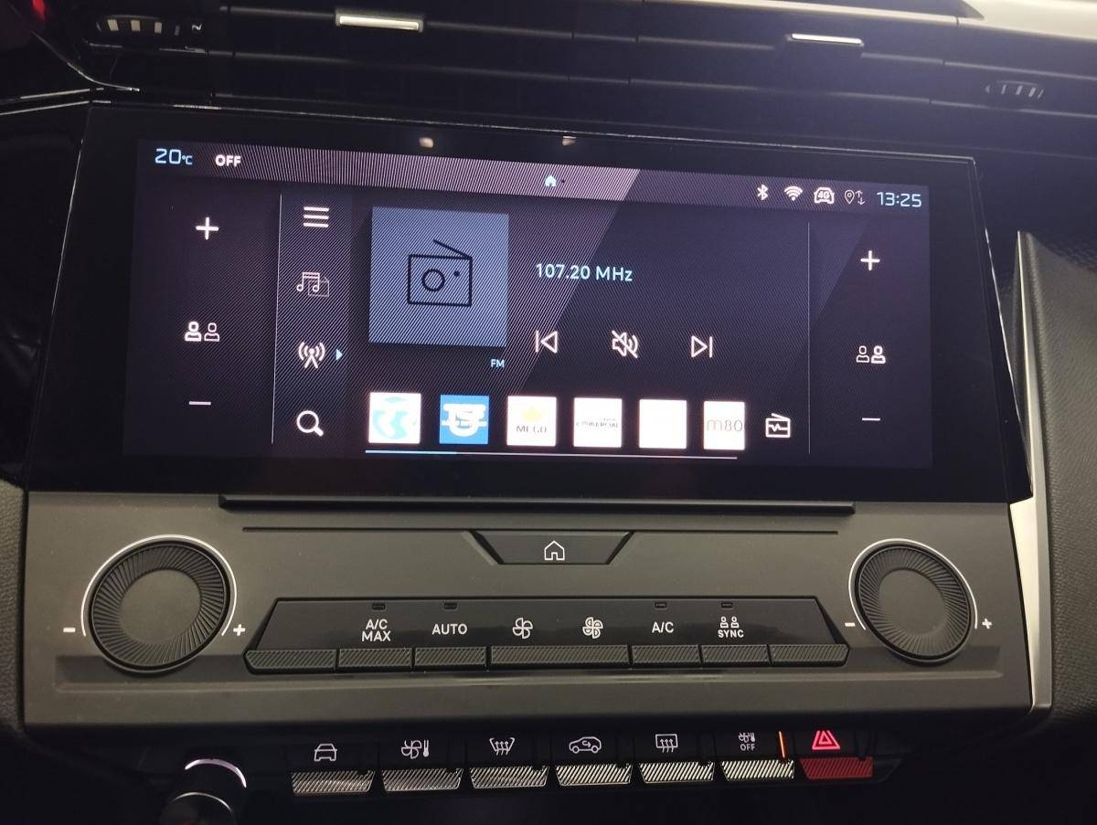 peugeot-308-sw-2022-diesel-1499cc