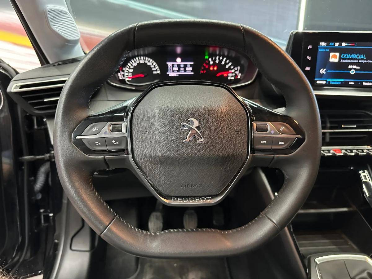 peugeot-208-2023-gasolina-1199cc