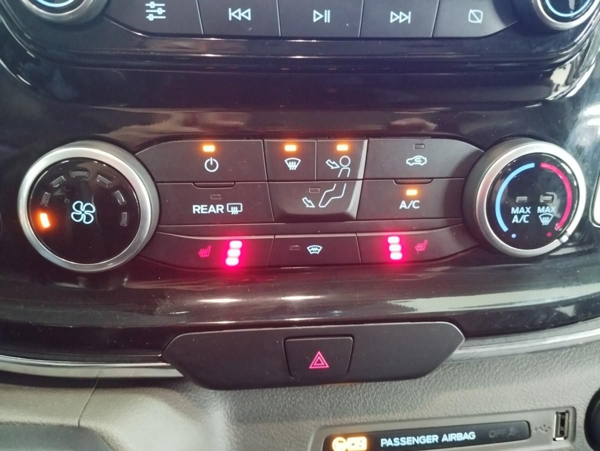 ford-tourneo-custom-2021-hibrido-a-gasolina-998cc