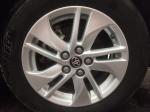 toyota-yaris-2023-hibrido-a-gasolina-1490cc