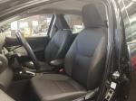 toyota-yaris-2023-hibrido-a-gasolina-1490cc