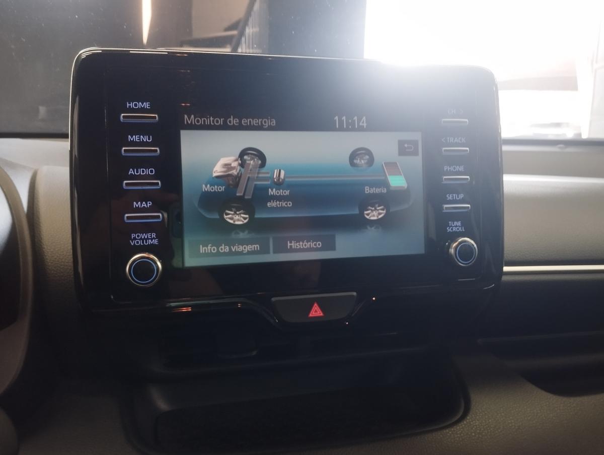 toyota-yaris-2023-hibrido-a-gasolina-1490cc