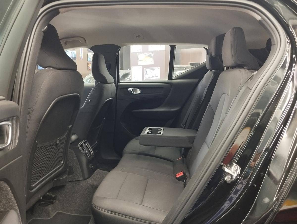 volvo-xc40-2021-hibrido-a-gasolina-1477cc