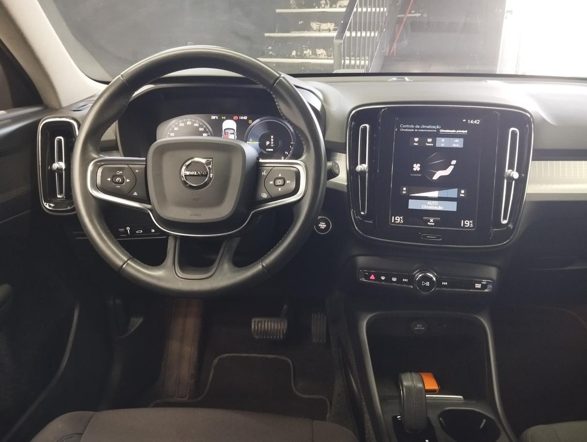volvo-xc40-2021-hibrido-a-gasolina-1477cc