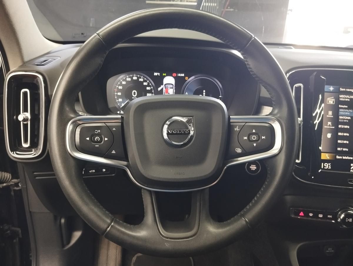 volvo-xc40-2021-hibrido-a-gasolina-1477cc