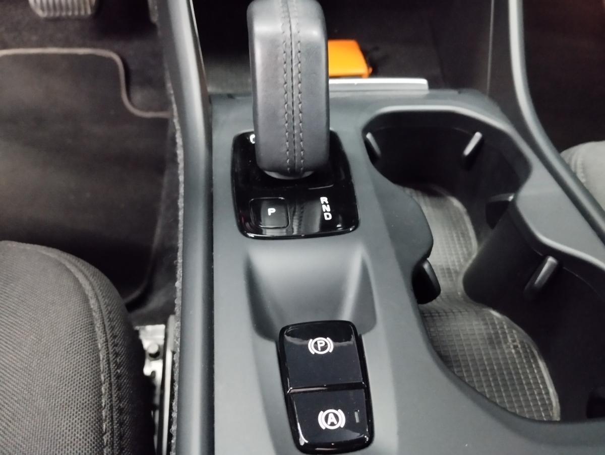 volvo-xc40-2021-hibrido-a-gasolina-1477cc