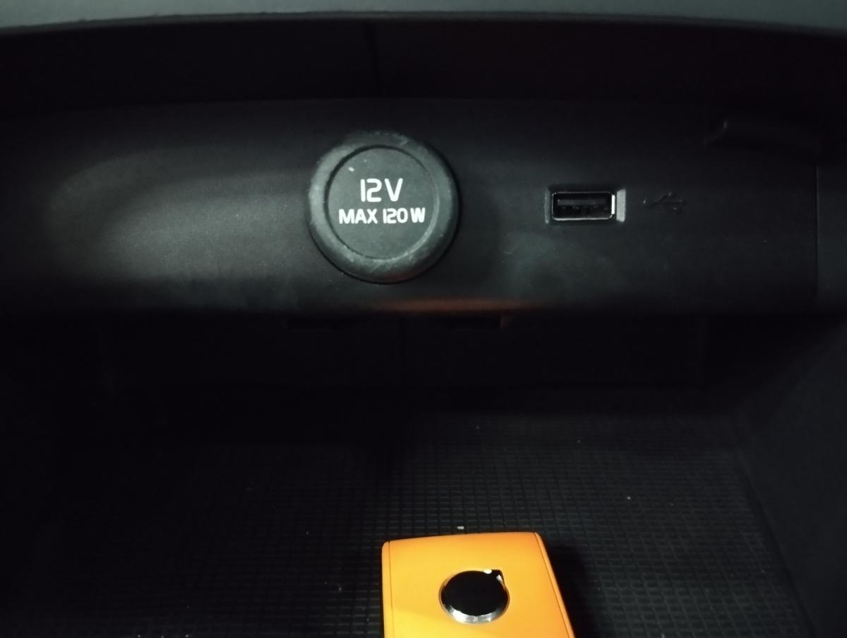 volvo-xc40-2021-hibrido-a-gasolina-1477cc