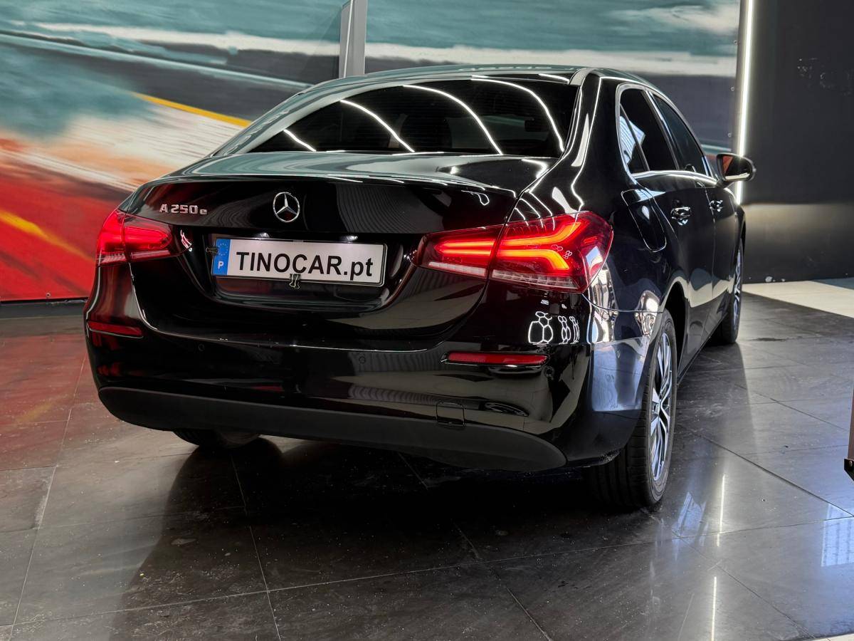 mercedes-benz-classe-a-2021-hibrido-a-gasolina-1332cc