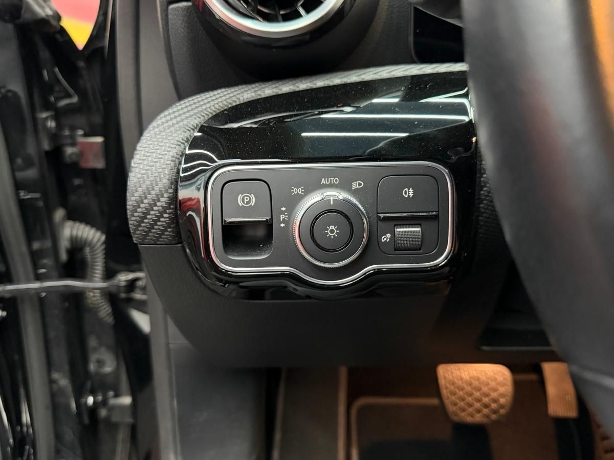 mercedes-benz-classe-a-2021-hibrido-a-gasolina-1332cc