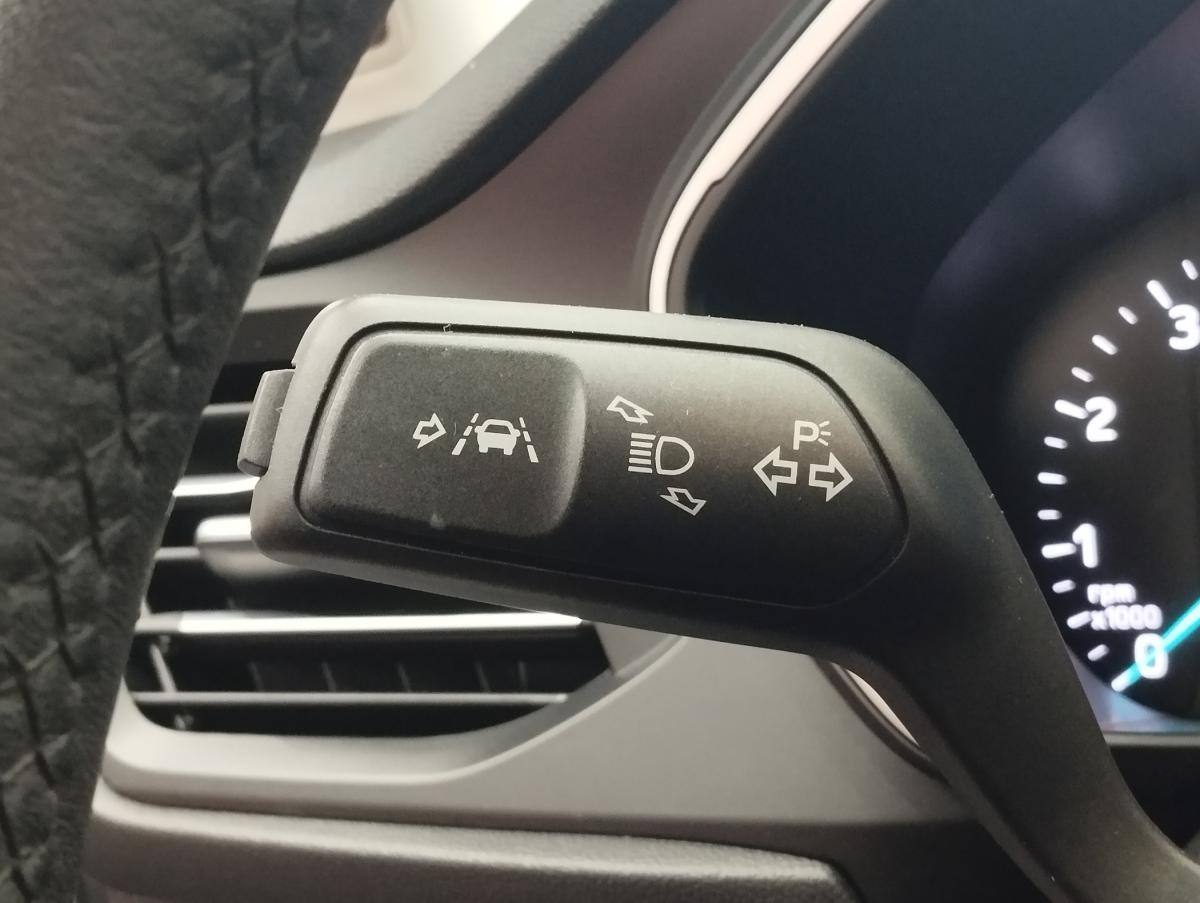 ford-focus-2019-gasolina-998cc