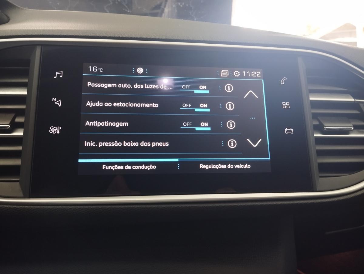 peugeot-308-sw-2021-diesel-1499cc