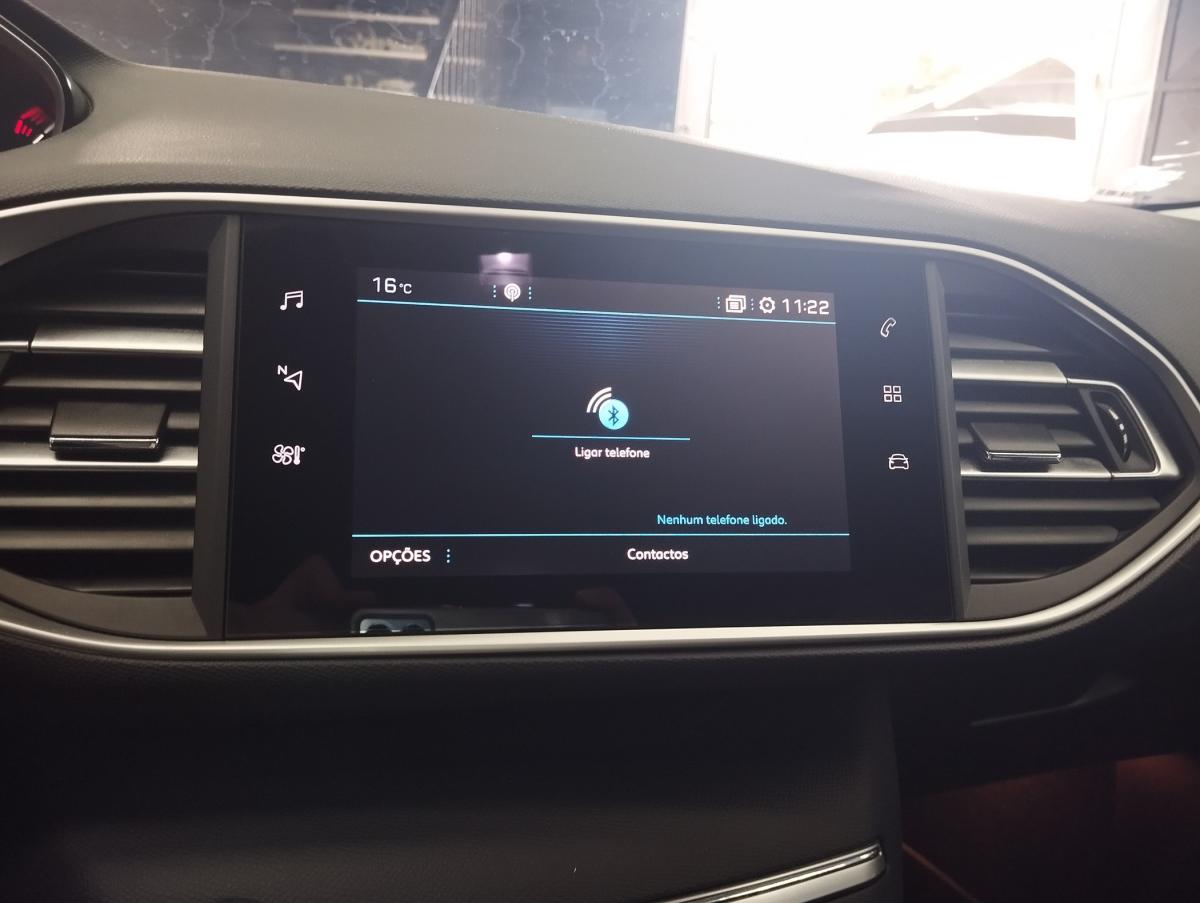 peugeot-308-sw-2021-diesel-1499cc
