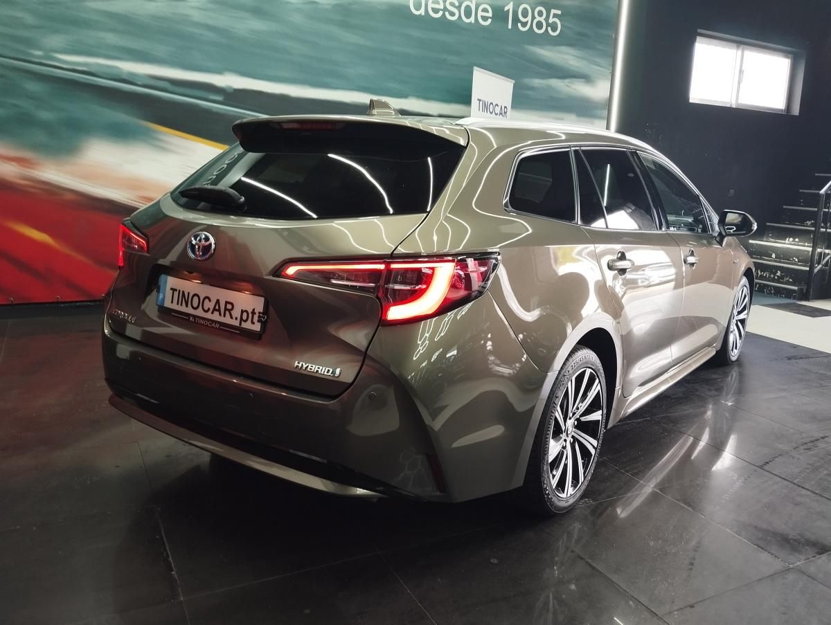 toyota-corolla-2021-hibrido-a-gasolina-1798cc