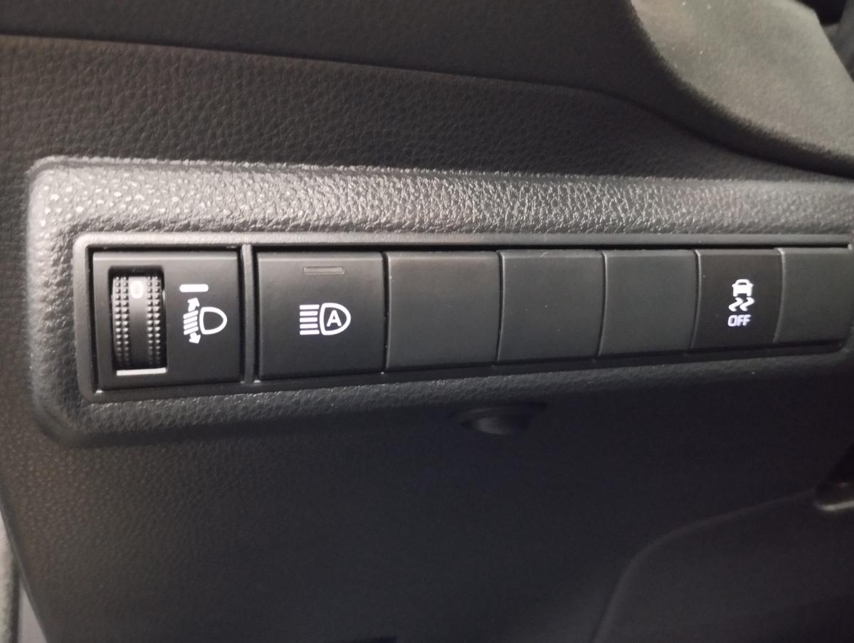 toyota-corolla-2021-hibrido-a-gasolina-1798cc