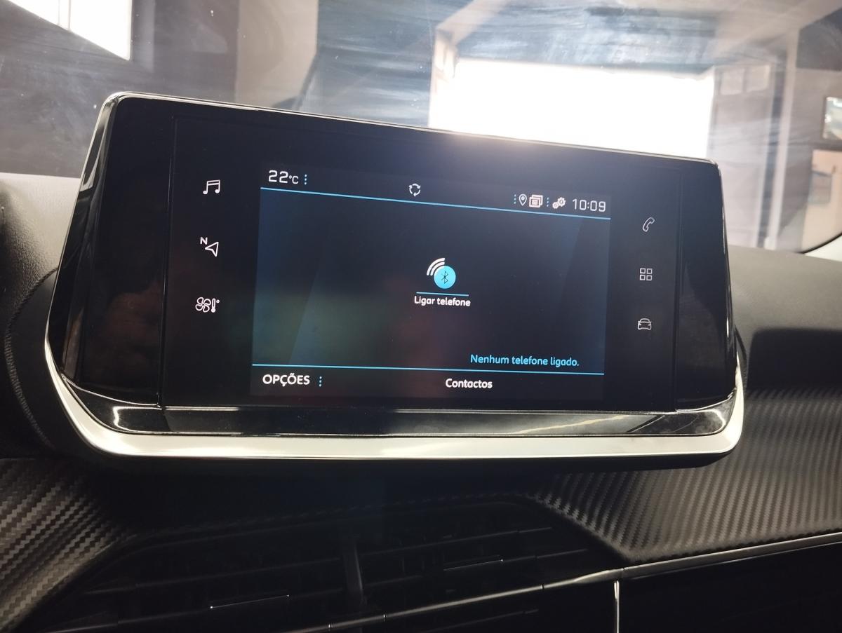 peugeot-2008-2022-diesel-1499cc