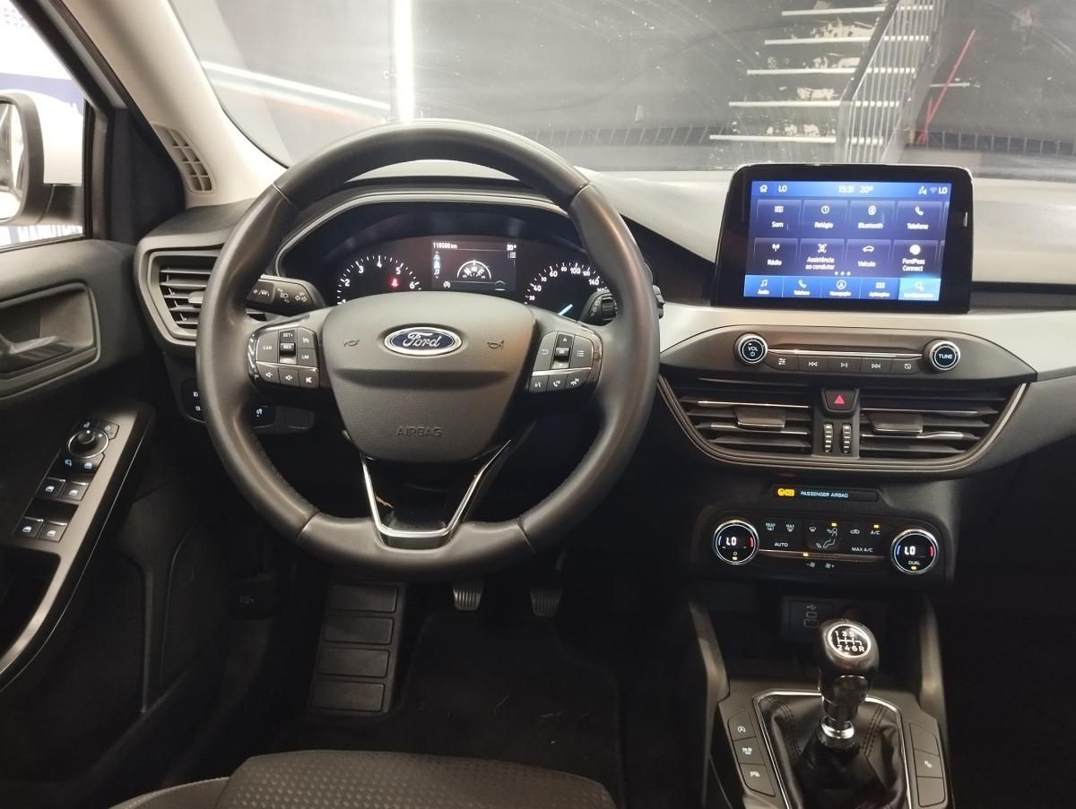 ford-focus-2022-gasolina-998cc