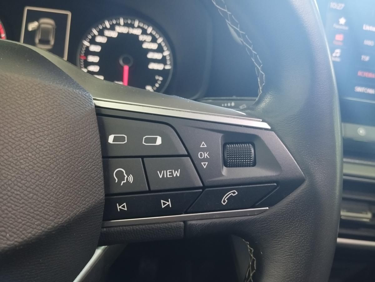 seat-leon-st-2022-gasolina-999cc