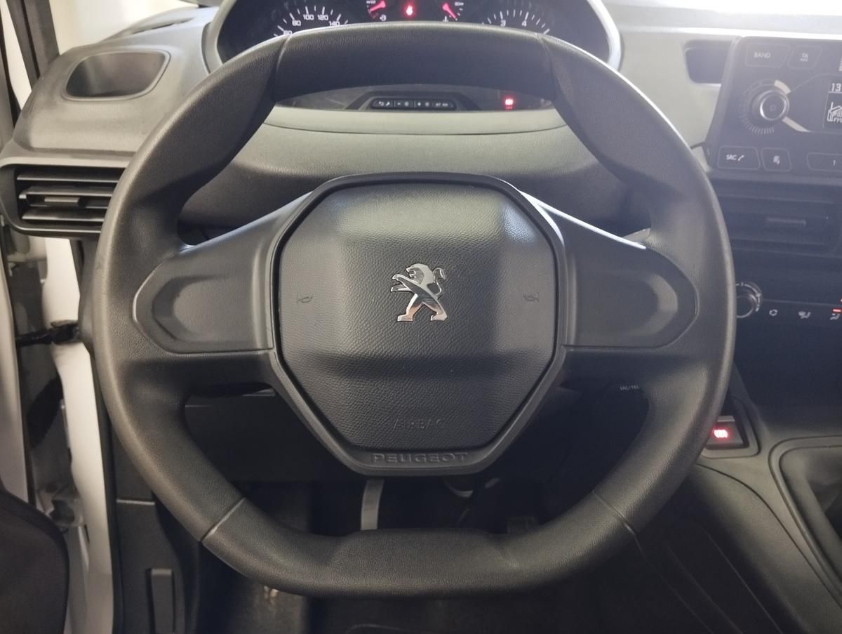 peugeot-partner-2023-diesel-1499cc