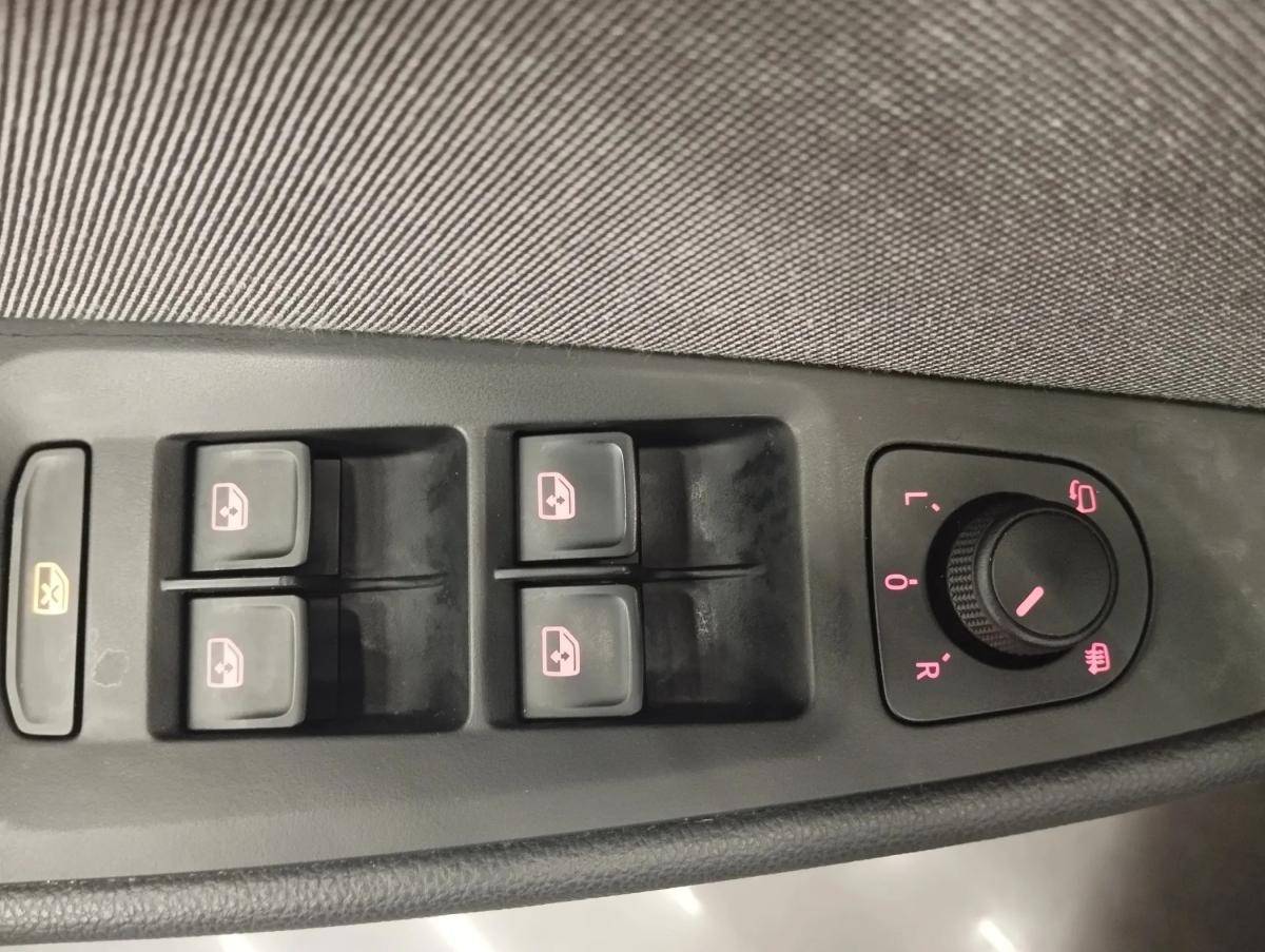 seat-leon-st-2020-diesel-1598cc