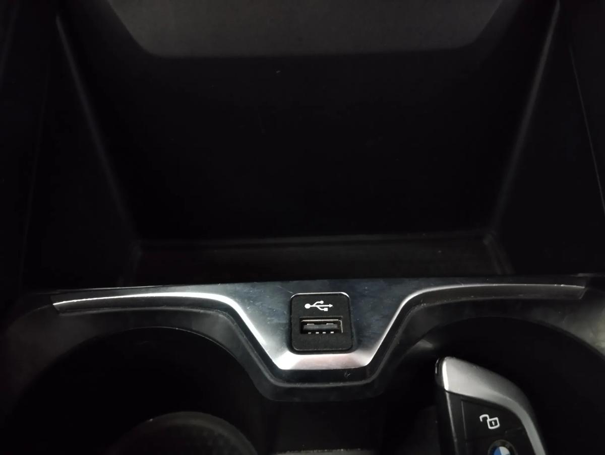 bmw-serie-1-2021-diesel-1496cc