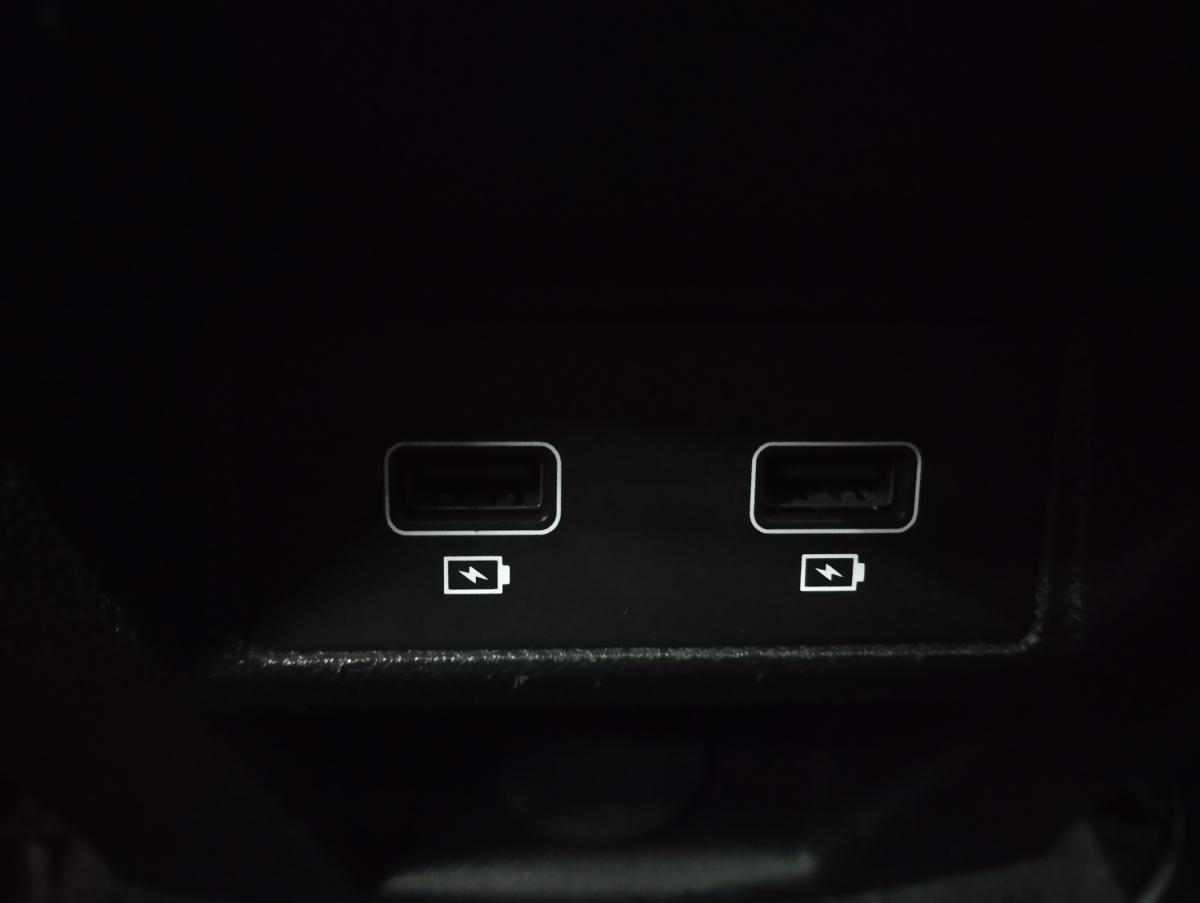 renault-megane-2022-hibrido-a-gasolina-1598cc