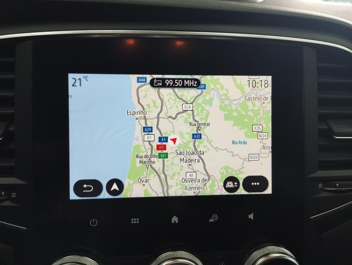 renault-megane-2022-hibrido-a-gasolina-1598cc