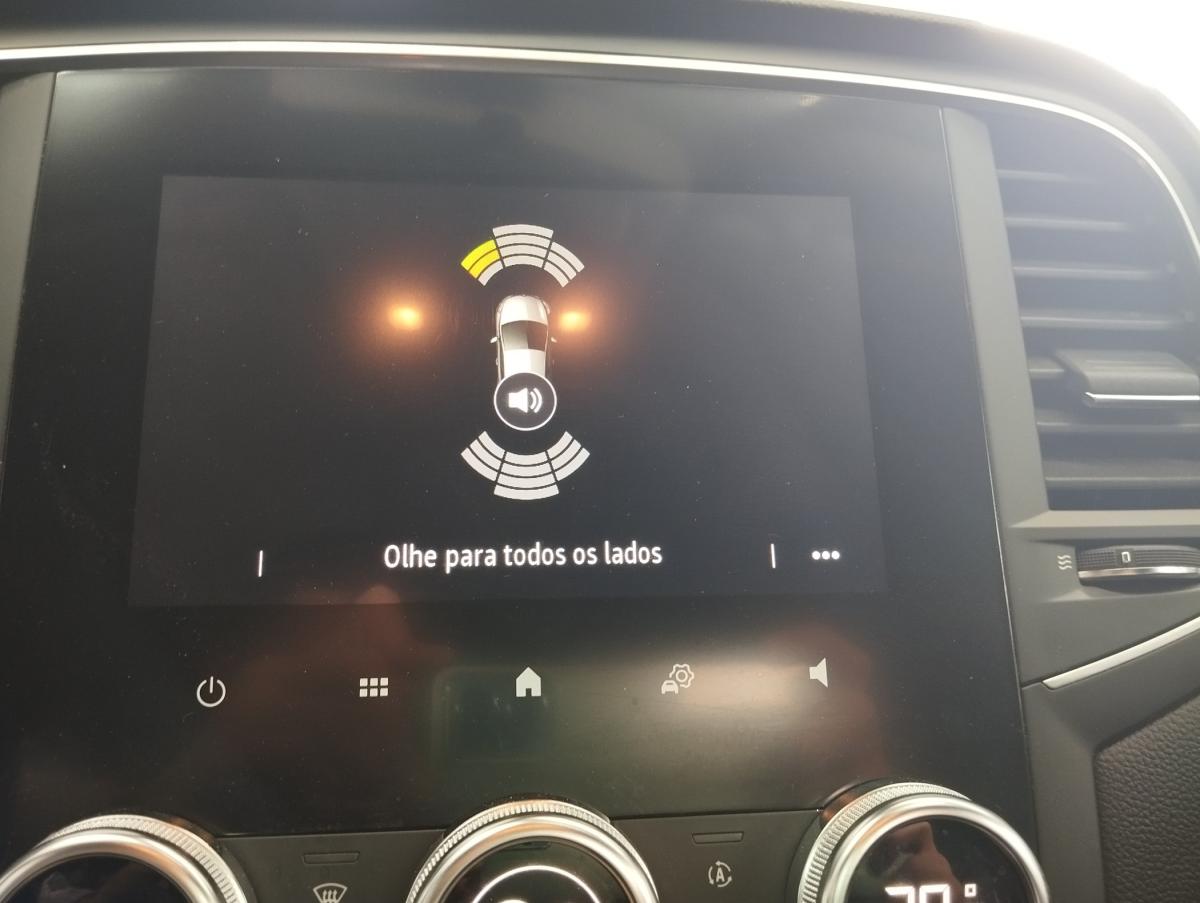 renault-megane-2022-hibrido-a-gasolina-1598cc