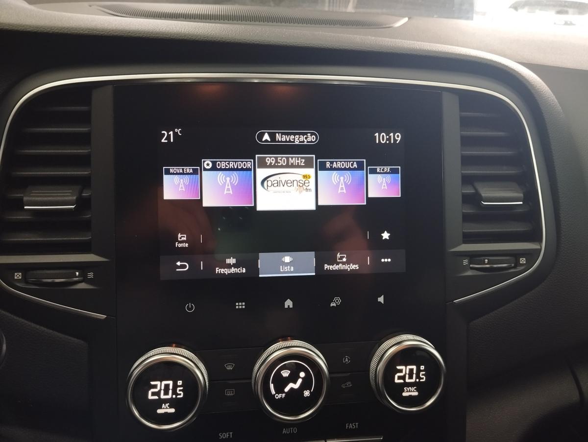 renault-megane-2022-hibrido-a-gasolina-1598cc
