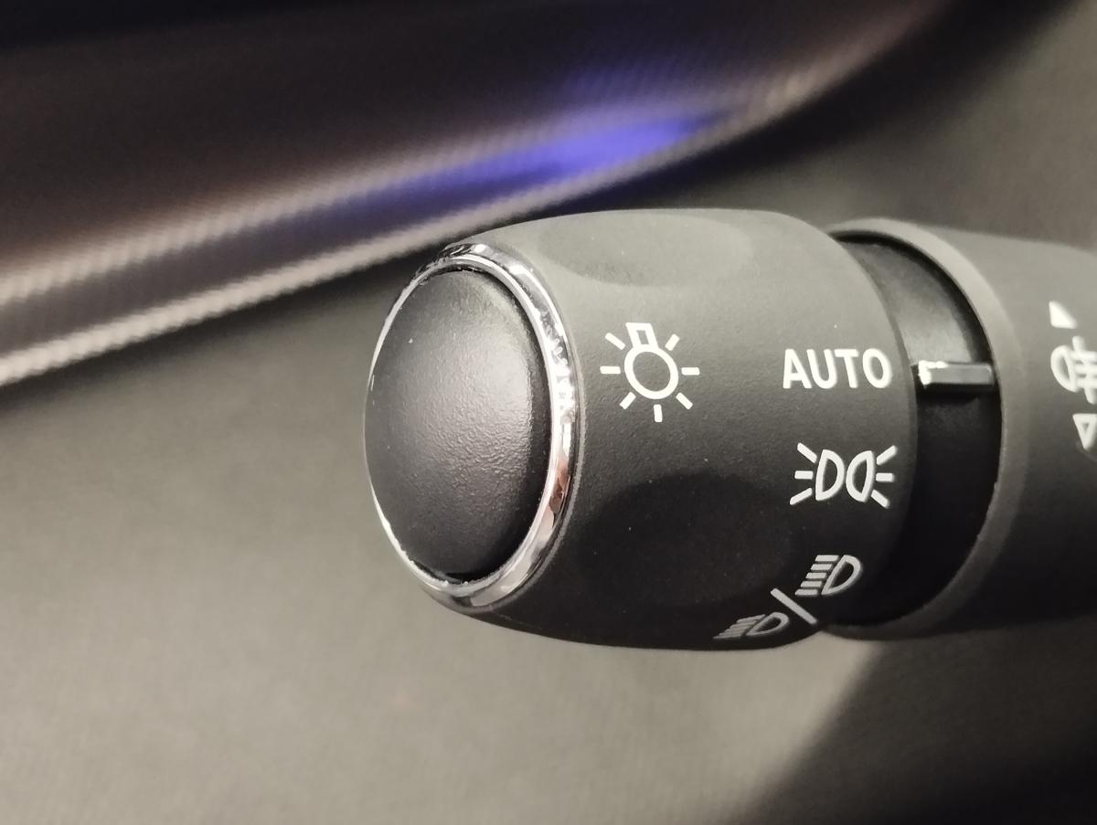 peugeot-308-sw-2022-hibrido-a-gasolina-1598cc