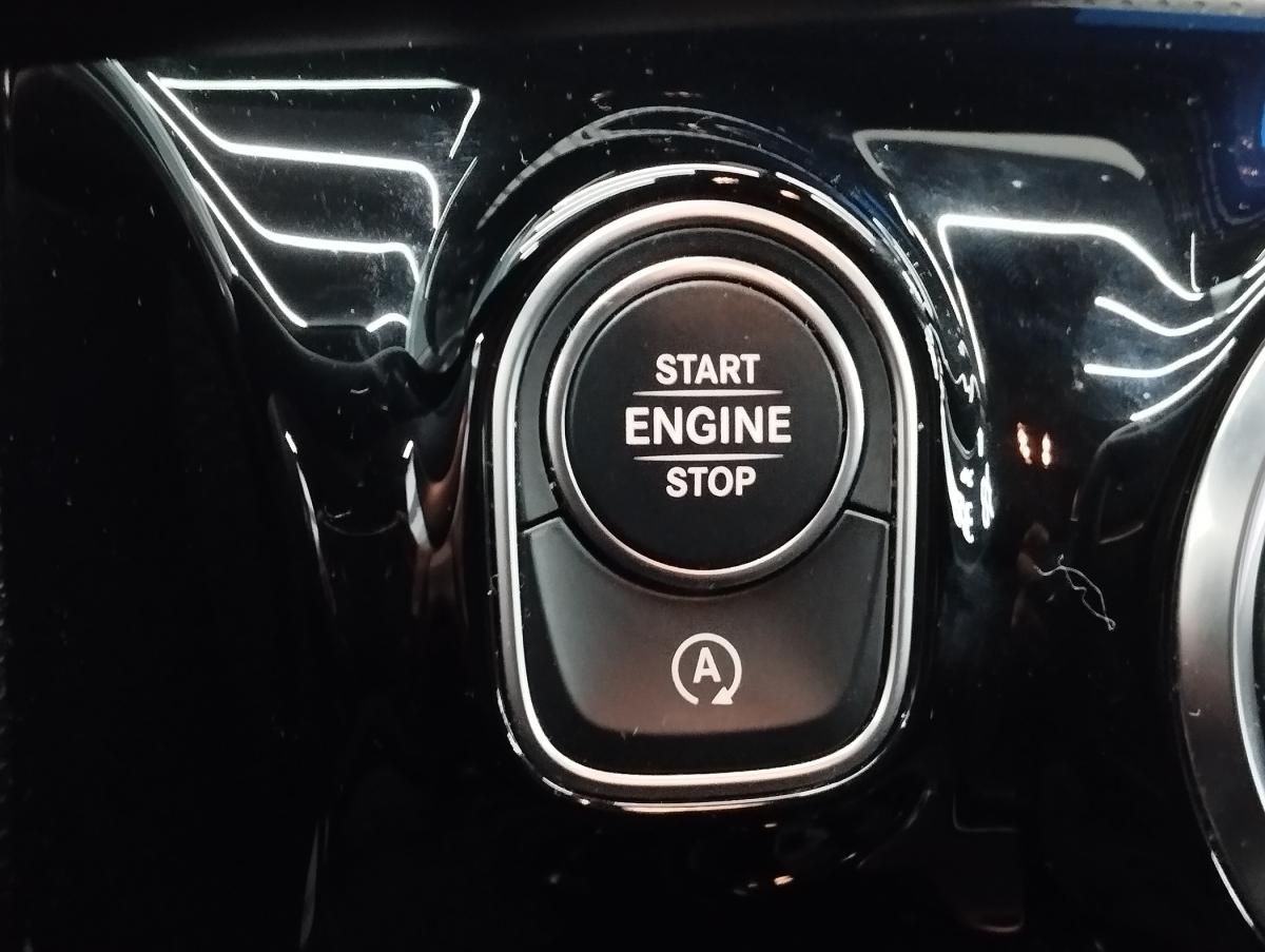 mercedes-benz-classe-a-2023-gasolina-1332cc