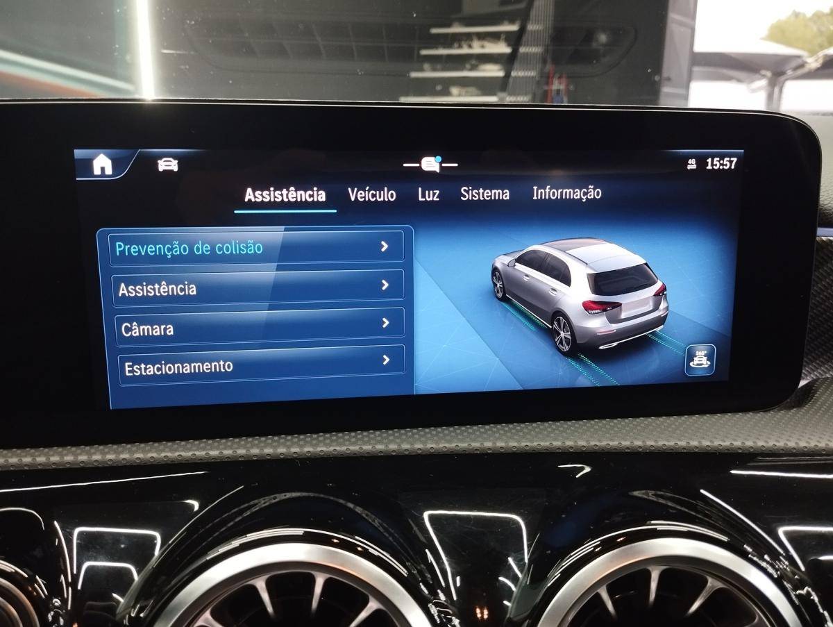 mercedes-benz-classe-a-2023-gasolina-1332cc