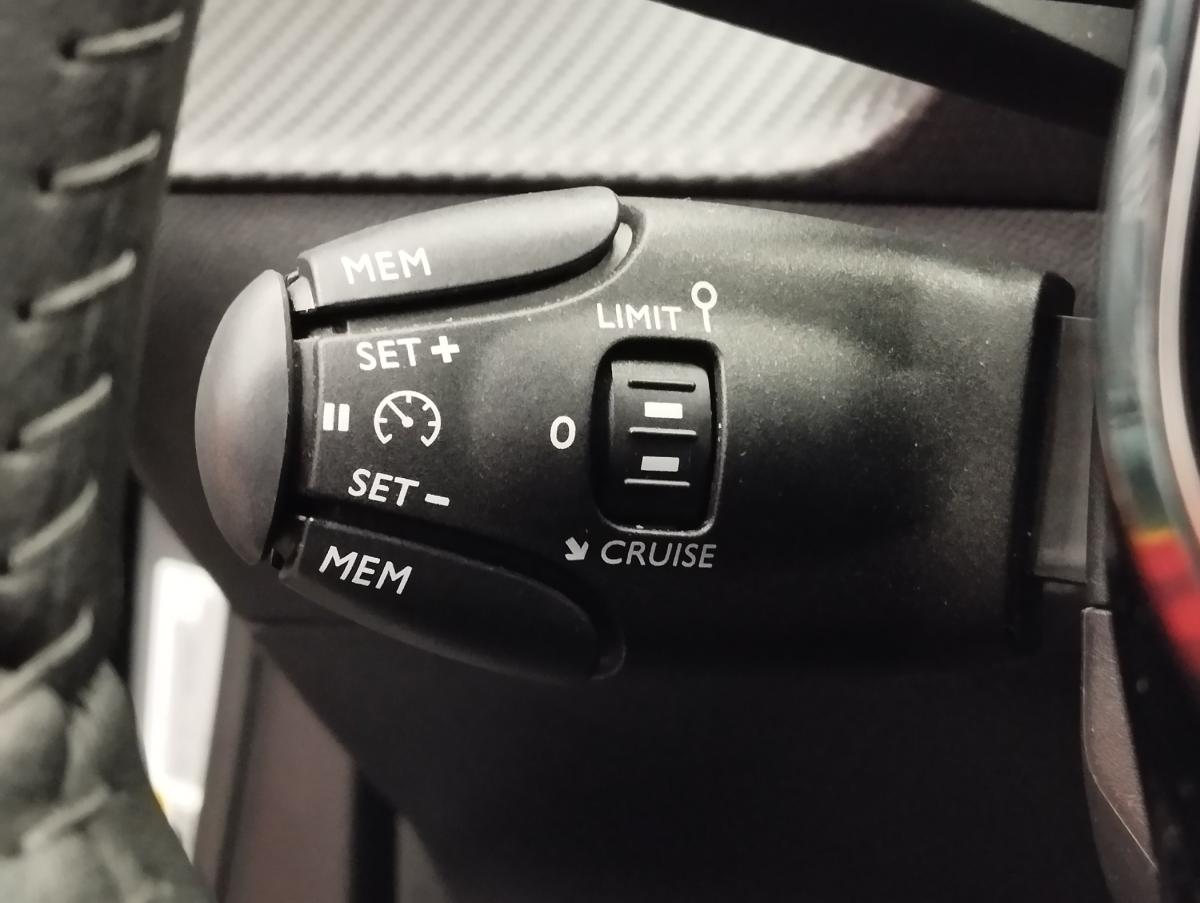peugeot-2008-2025-gasolina-1199cc