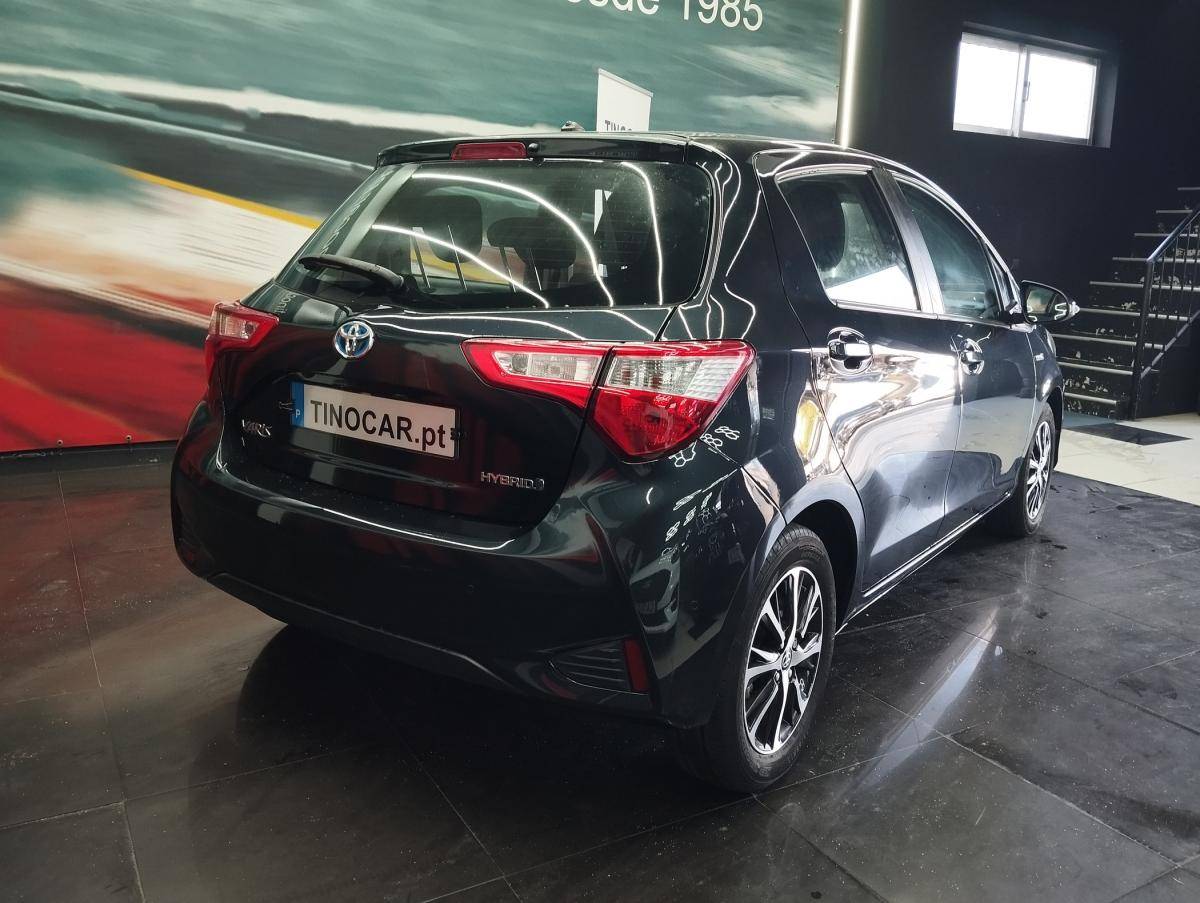 toyota-yaris-2020-hibrido-a-gasolina-1490cc