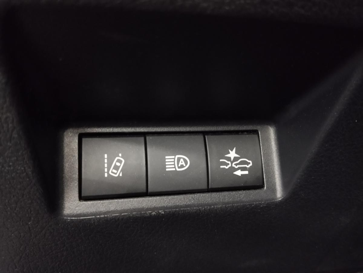 toyota-yaris-2020-hibrido-a-gasolina-1490cc