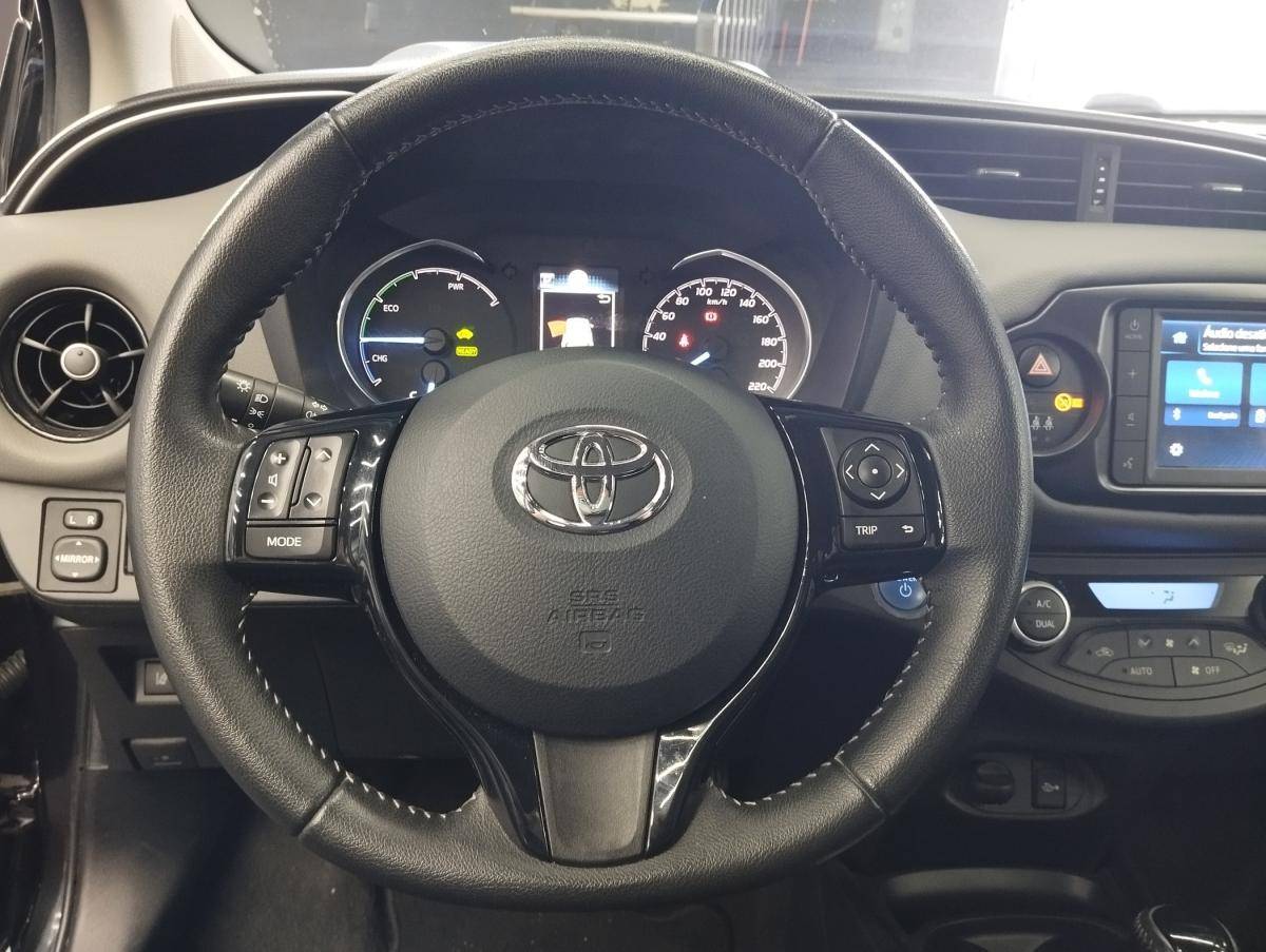toyota-yaris-2020-hibrido-a-gasolina-1490cc