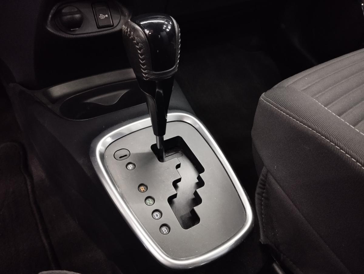 toyota-yaris-2020-hibrido-a-gasolina-1490cc