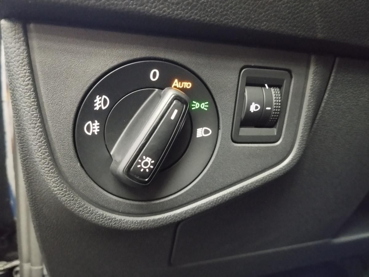 volkswagen-taigo-2025-gasolina-999cc