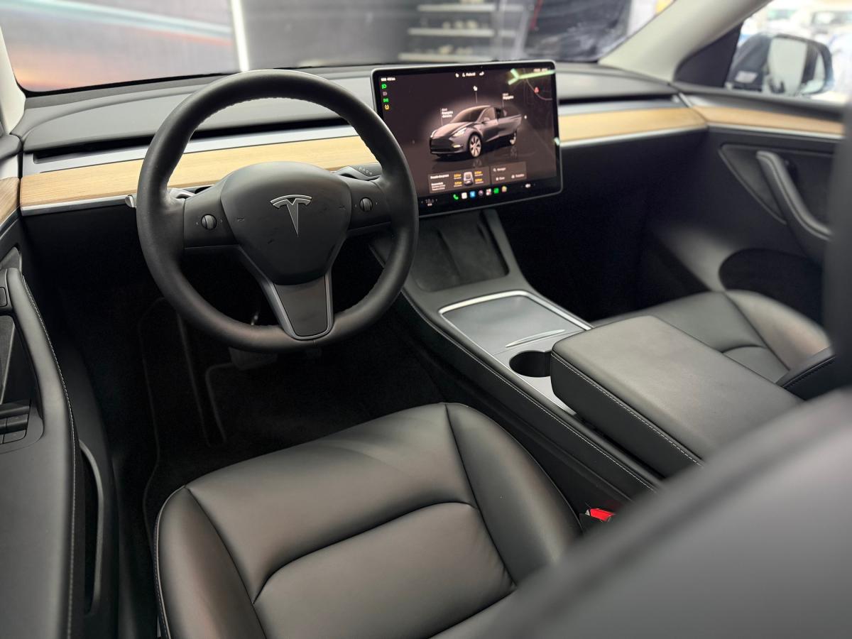 tesla-model-y-2022-eletrico-0cc