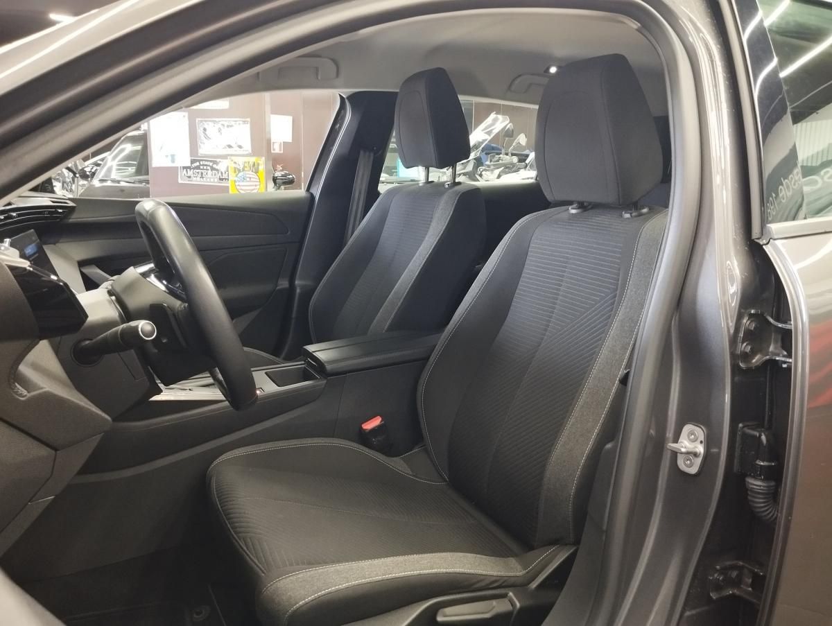 peugeot-308-sw-2023-diesel-1499cc