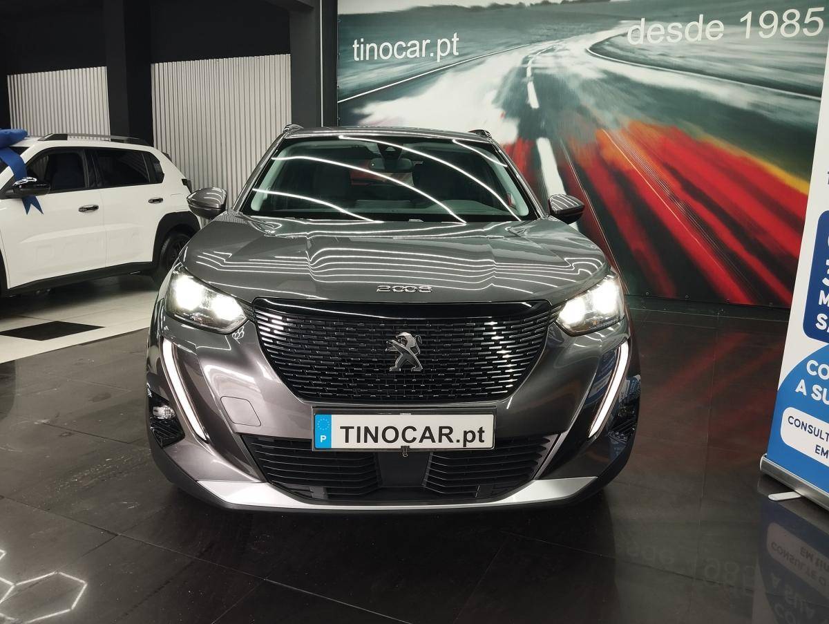 peugeot-2008-2021-gasolina-1199cc