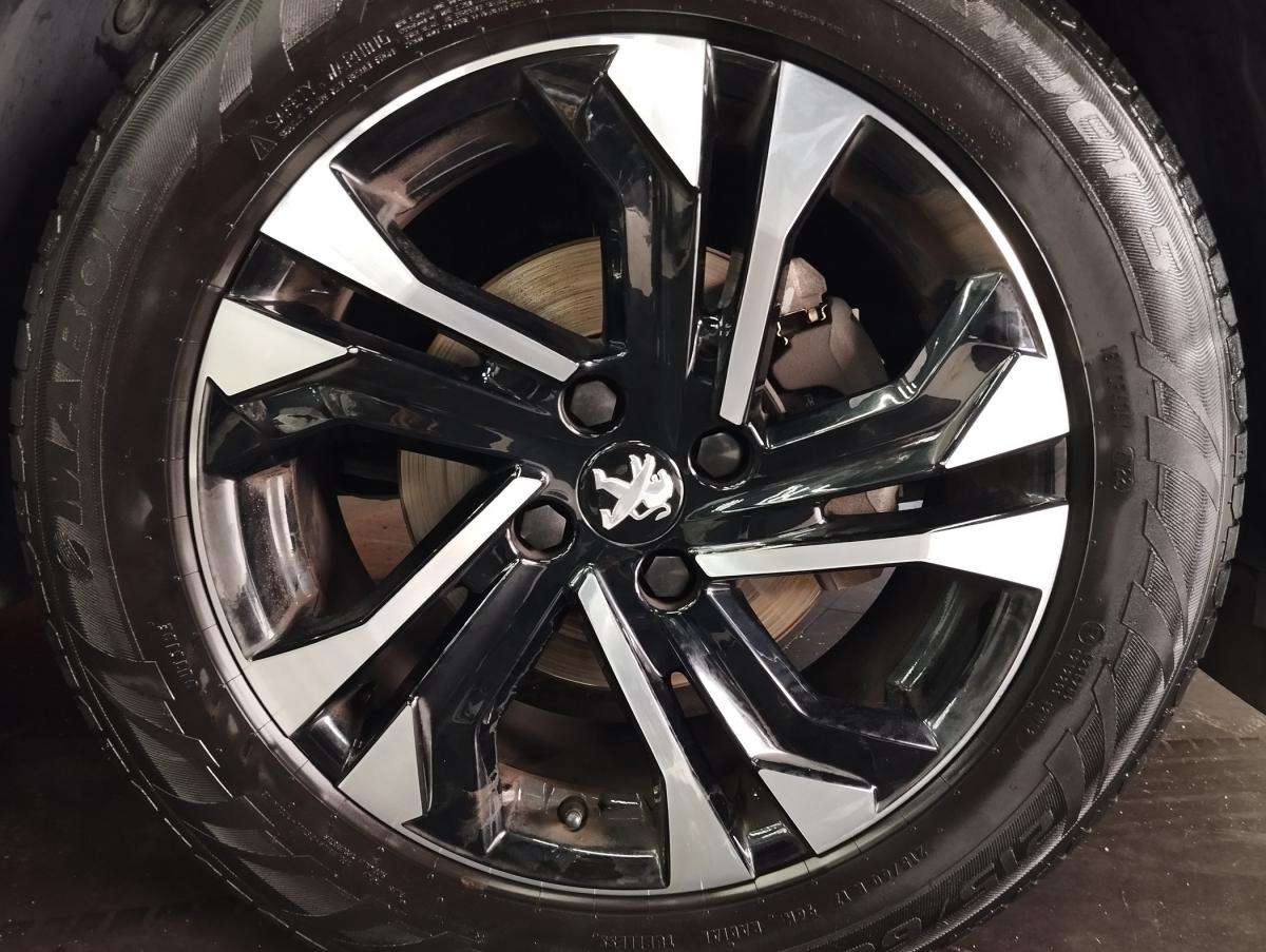 peugeot-2008-2021-gasolina-1199cc