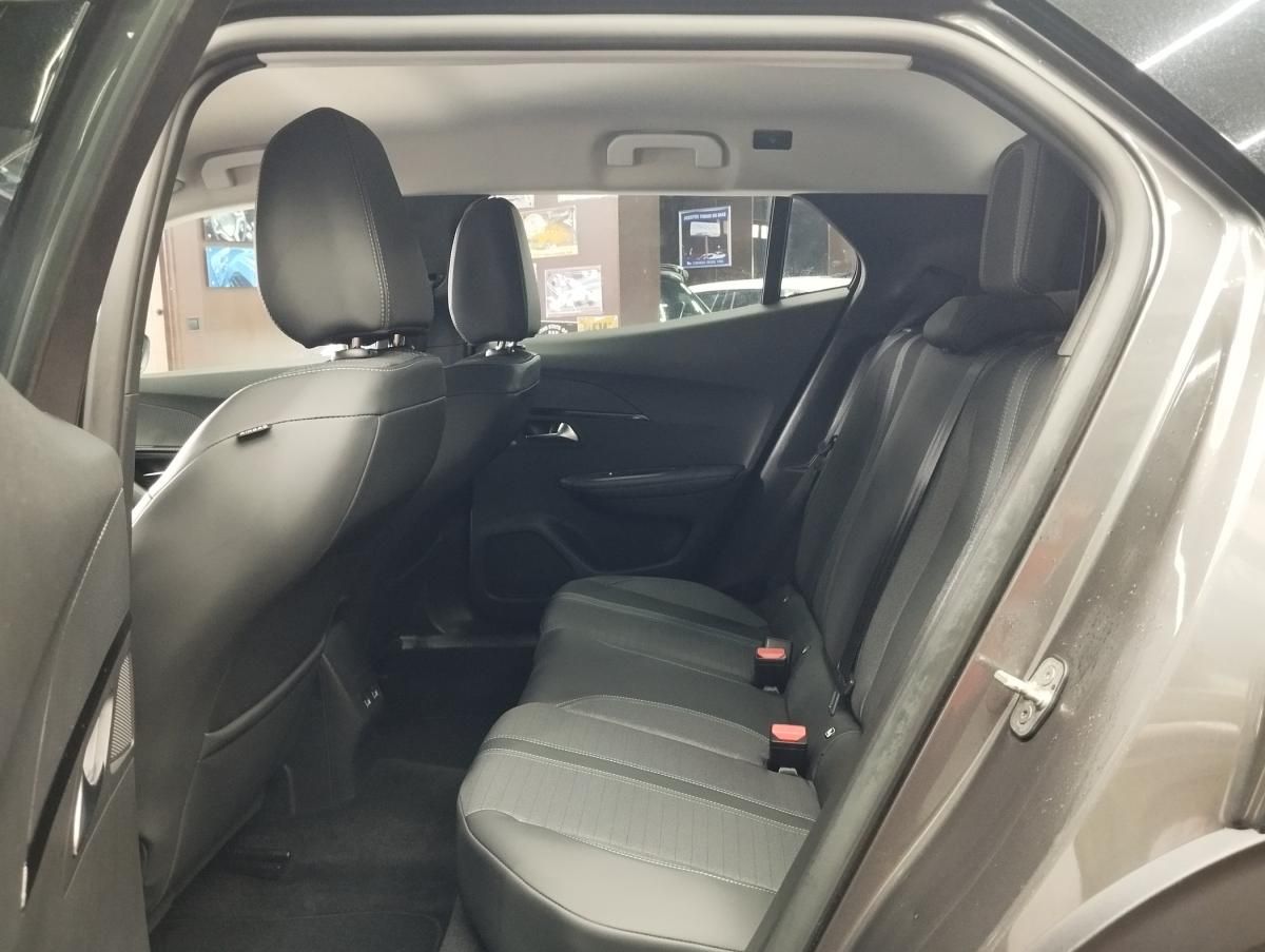 peugeot-2008-2021-gasolina-1199cc