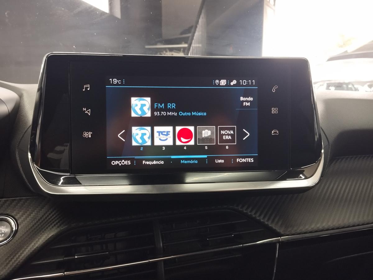 peugeot-2008-2021-gasolina-1199cc