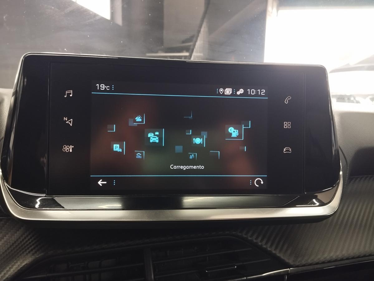 peugeot-2008-2021-gasolina-1199cc