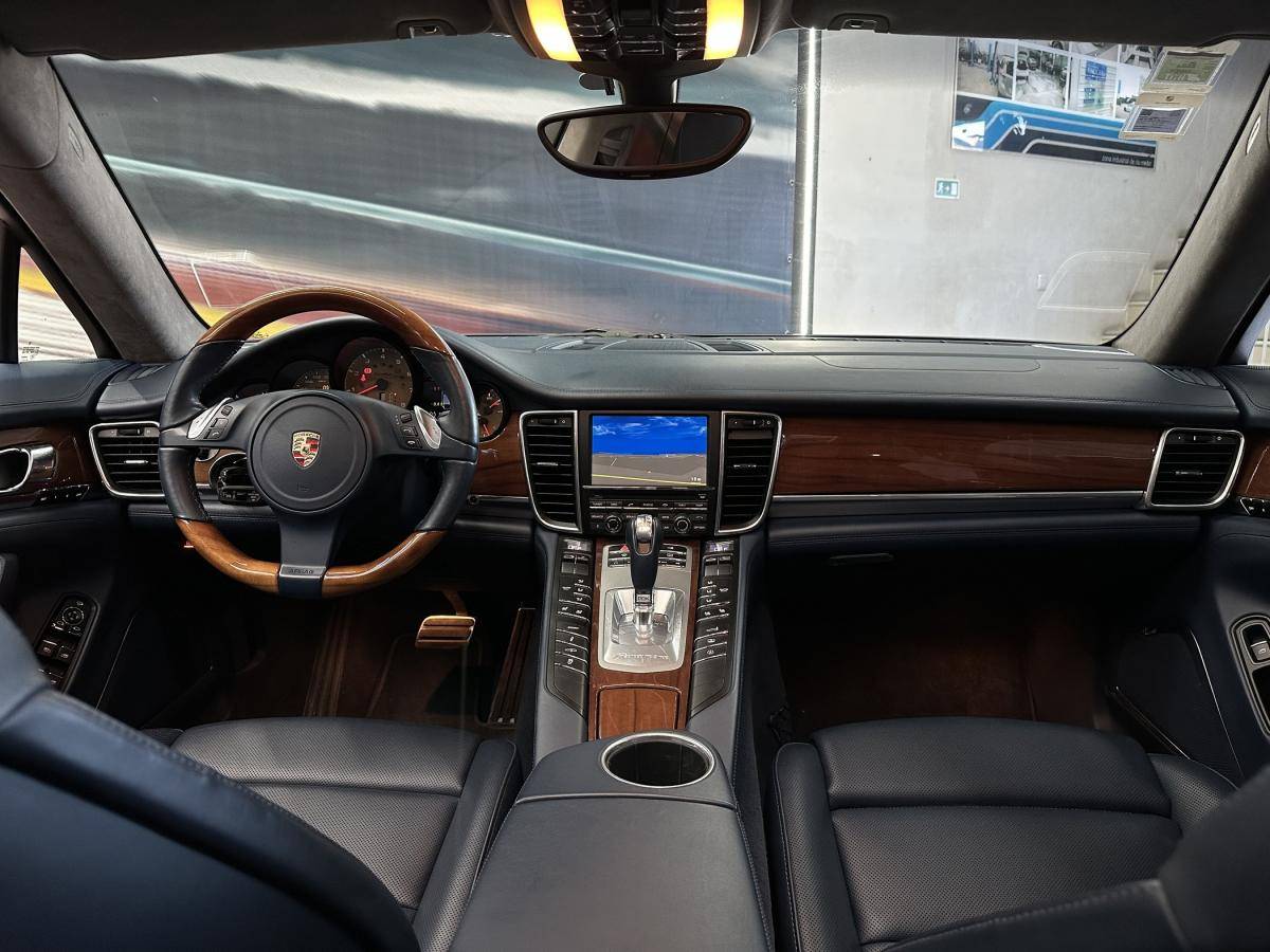 porsche-panamera-2010-gasolina-4800cc